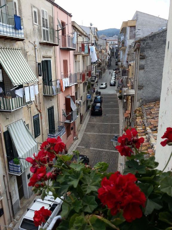 La Vecchia Forgia Hotel Lascari Buitenkant foto